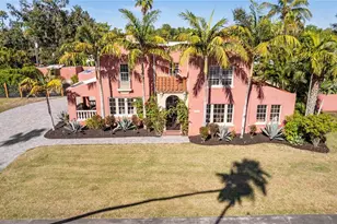 7810 Senrab Dr, Bradenton, FL 34209 - Photo 1