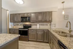 1249 Dockside Pl, Sarasota, FL 34242 - Photo 17