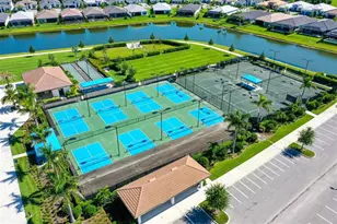 5018 Surfside Cir, Lakewood Ranch, FL 34211 - Photo 73