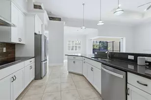 1026 Broadview St, Port Charlotte, FL 33952 - Photo 9