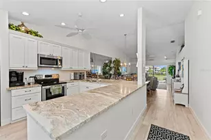 4639 Chapel Hill Dr, Sarasota, FL 34238 - Photo 9