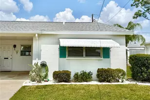 2217 Hopkins Dr W, Bradenton, FL 34207 - Photo 1