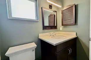 2217 Hopkins Dr W, Bradenton, FL 34207 - Photo 3