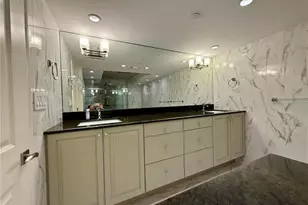 988 Blvd Of The Arts Blvd, Sarasota, FL 34236 - Photo 35