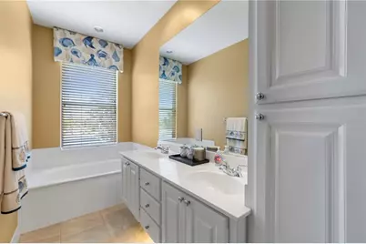 1430 Burgos Drive, Sarasota, FL 34238 - Photo 17