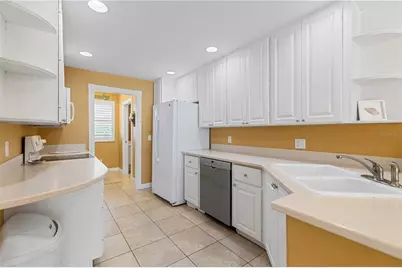 1430 Burgos Drive, Sarasota, FL 34238 - Photo 7