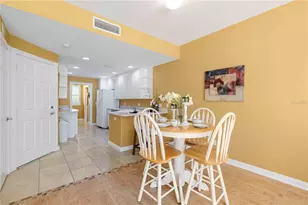 1430 Burgos Dr, Sarasota, FL 34238 - Photo 3