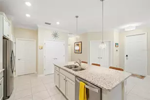 21026 Fetterbush Pl, Venice, FL 34293 - Photo 9