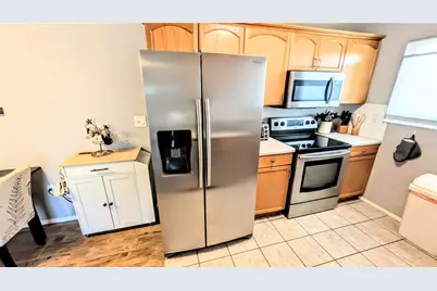 2950 Clark Road #212, Sarasota, FL 34231 - Photo 7