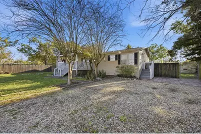 12513 Waltham Avenue, Tampa, FL 33624 - Photo 3