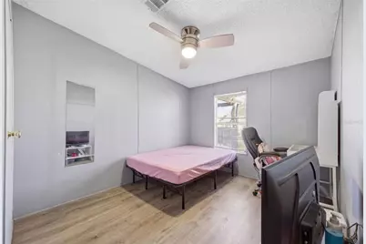 12513 Waltham Avenue, Tampa, FL 33624 - Photo 23