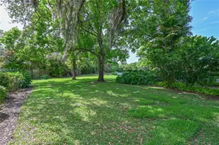 3240 Walter Travis Dr, Sarasota, FL 34240 - Photo 37