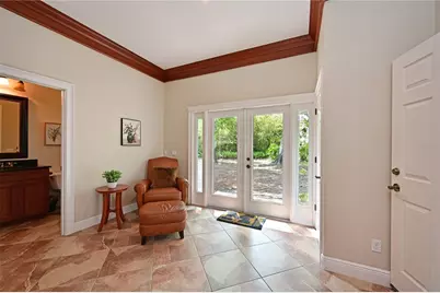 3240 Walter Travis Drive, Sarasota, FL 34240 - Photo 17