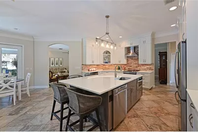 3240 Walter Travis Drive, Sarasota, FL 34240 - Photo 7