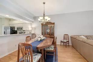 5126 Blue Ash Ave, Sarasota, FL 34241 - Photo 9