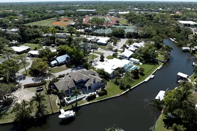 110 39th Street Court NW, Bradenton, FL 34205 - Photo 11