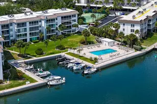 605 Sutton Pl, Longboat Key, FL 34228 - Photo 43
