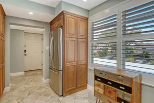 605 Sutton Pl, Longboat Key, FL 34228 - Photo 11