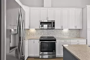 212 Milan Ave W, Venice, FL 34285 - Photo 33