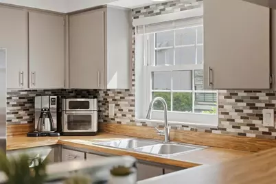 5745 Calais Boulevard N #2, Saint Petersburg, FL 33714 - Photo 9