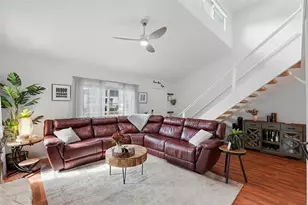 5745 Calais Blvd N, Saint Petersburg, FL 33714 - Photo 5