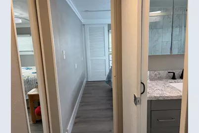 5001 Oakland Hills Avenue, Sarasota, FL 34234 - Photo 23