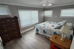 5001 Oakland Hills Ave, Sarasota, FL 34234 - Photo 31