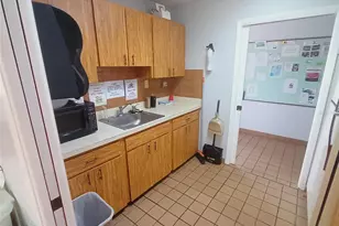 5001 Oakland Hills Ave, Sarasota, FL 34234 - Photo 55