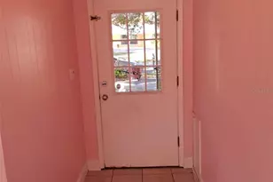 3372 Mayflower St, Sarasota, FL 34231 - Photo 17