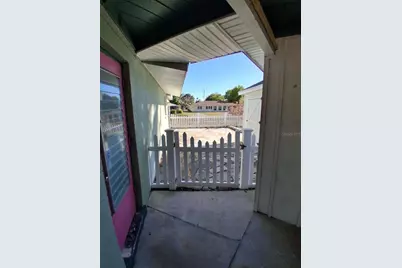 3372 Mayflower Street, Sarasota, FL 34231 - Photo 37