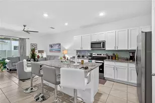 16632 Grotto Steam Pl, Wimauma, FL 33598 - Photo 9