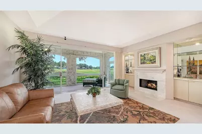 3864 Chatsworth Greene Court #10, Sarasota, FL 34235 - Photo 13