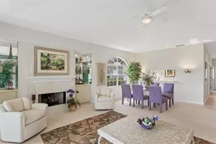 3864 Chatsworth Greene Ct, Sarasota, FL 34235 - Photo 5