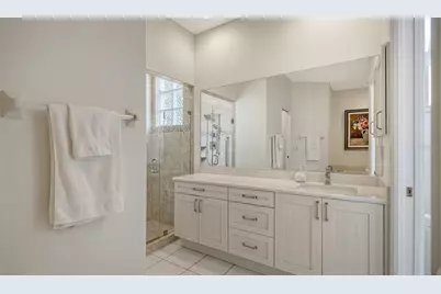 3799 Mira Lago Drive, Sarasota, FL 34238 - Photo 29