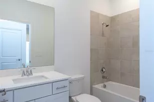 11470 Burgundy Dr, Venice, FL 34293 - Photo 49