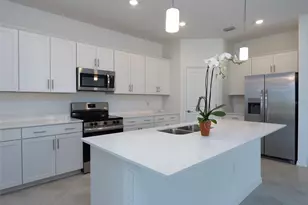 11470 Burgundy Dr, Venice, FL 34293 - Photo 23