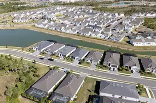 11470 Burgundy Dr, Venice, FL 34293 - Photo 7