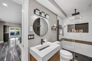 7149 Longboat Dr N, Longboat Key, FL 34228 - Photo 29