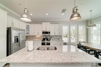 348 Sapphire Lake Drive #101, Bradenton, FL 34209 - Photo 17