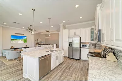 348 Sapphire Lake Drive #101, Bradenton, FL 34209 - Photo 15