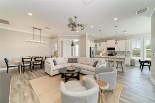 348 Sapphire Lake Dr, Bradenton, FL 34209 - Photo 11