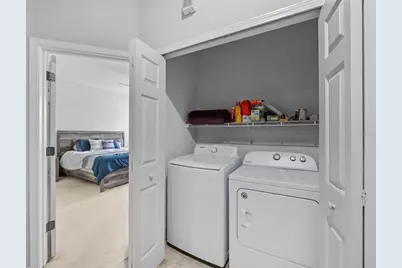 3831 Parkridge Circle #1-104, Sarasota, FL 34243 - Photo 13