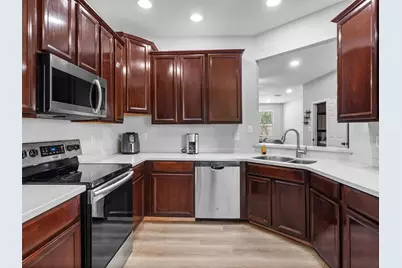 3831 Parkridge Circle #1-104, Sarasota, FL 34243 - Photo 11