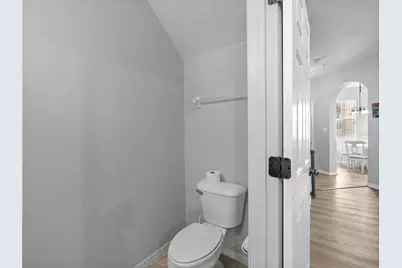 3831 Parkridge Circle #1-104, Sarasota, FL 34243 - Photo 31