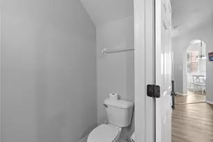 3831 Parkridge Cir, Sarasota, FL 34243 - Photo 31