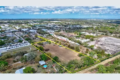 6115 33rd Street E, Bradenton, FL 34203 - Photo 3