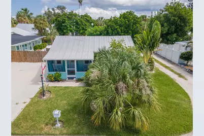 6980 Poinsetta, Longboat Key, FL 34228 - Photo 1