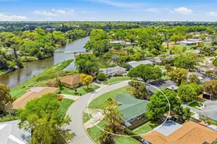 2949 Bougainvillea St, Sarasota, FL 34239 - Photo 3