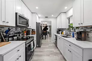 935 Baer Ave NW, Port Charlotte, FL 33948 - Photo 9