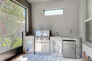 6017 Maidenstone Way, Palmetto, FL 34221 - Photo 57